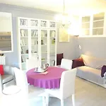 Апартаменты Les Grands Cedres C1 7 Avenue De Fabron