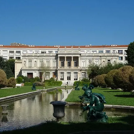 Les Grands Cedres C1 7 Avenue De Fabron Nice