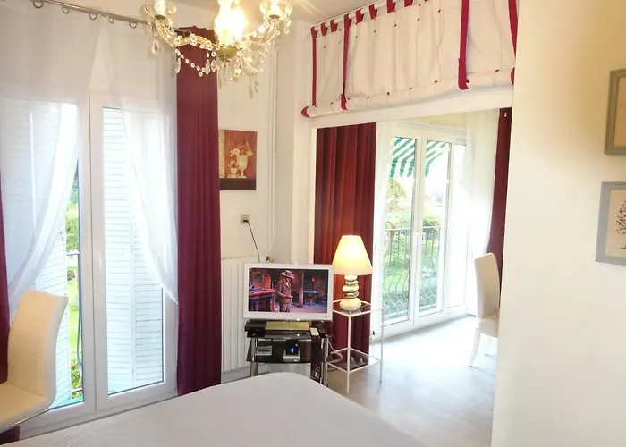 Les Grands Cedres C1 7 Avenue De Fabron Lejlighed Nice
